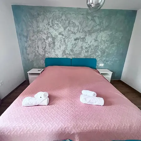 Lile Apartment Mlini