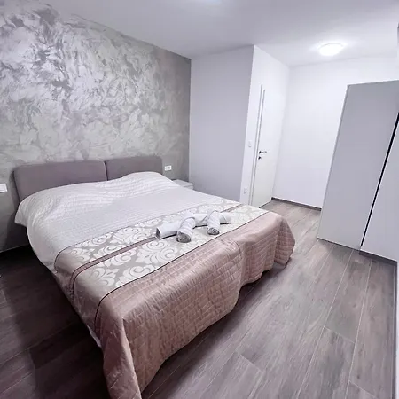 Apartment Lile *
