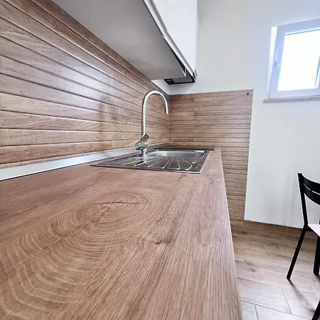 Lile Apartment *