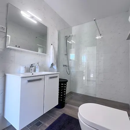 Apartment Lile Mlini